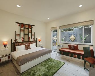 Palm Beach Hotel & Resort - Visakhapatnam - Bedroom