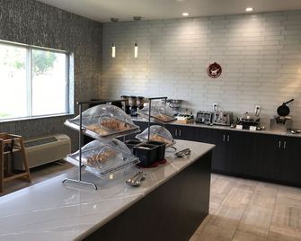 Wingate by Wyndham Appleton - Appleton - Buffet