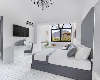 Iommella luxury rooms - Sant'Agnello - Bedroom