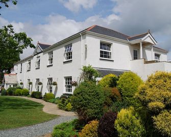 Beggars Reach Hotel - Milford Haven - Gebouw