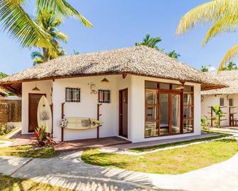 Blauset Two - General Luna - Schlafzimmer