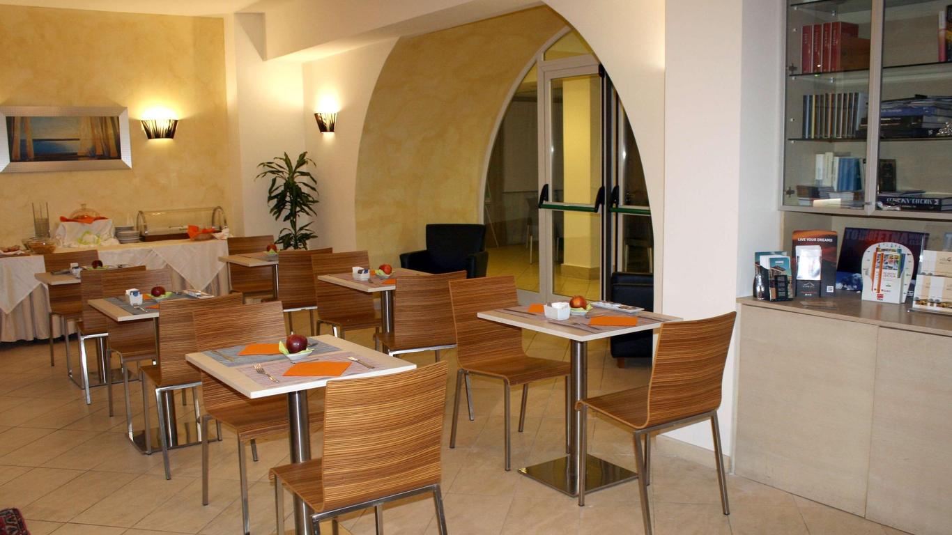 Hotel Villa Cibele