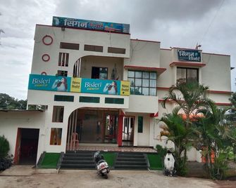 Singan Resort Chikhaldara - Chikhaldara - Building