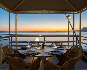 My Way Hotel & Events - Patras - Varanda