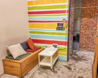 Lane62 Hostel - Taichung City - Living room