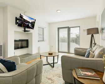 St. Edwards Overlook - Sligo - Living room