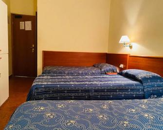 Hotel Ferrari - Rome - Bedroom