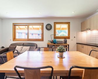 Chalet Belle Etoile Val de Tamié - Faverges - Dining room