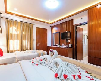 Hotel Seven Limited - Sauraha - Bedroom