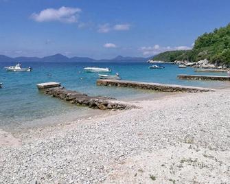 Apartments Kola - Banići - Beach