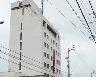 Kawanoe Business Hotel - Shikokuchuo - Building