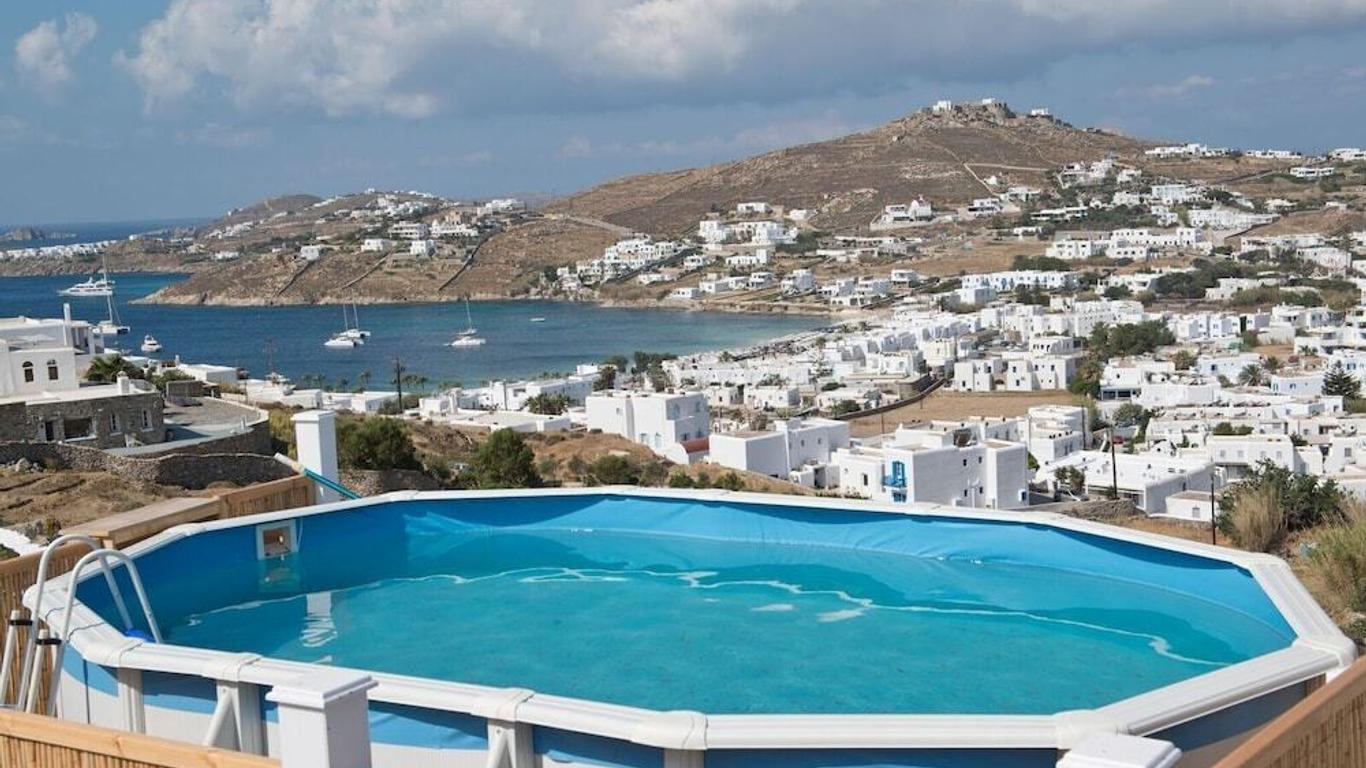 Anixi Lounge Suites - Adults Only