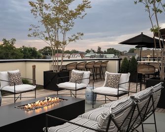 Hotel Burg - Leesburg - Balkon