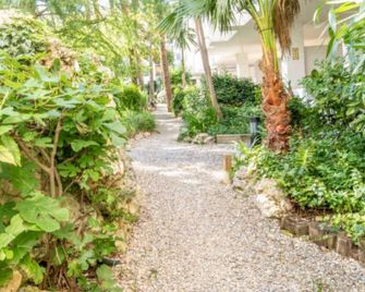 Spacious apartment in Roses, 60 m², shared pool - Roses - Vista esterna