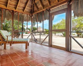 Orchid Bay Resort - Corozal - Balcón