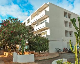 Maria - Ес-Пуйоль - Будівля