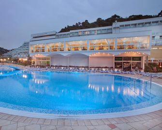 Hotel Narcis - Labin - Pool