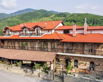 Dimatis - Kateríni - Gebouw