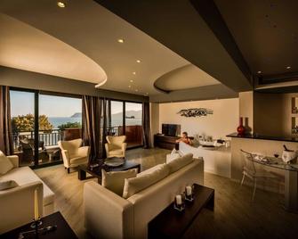 Mediterranean Beach Resort - Laganas - Living room