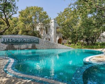 Le Casa Lion Resort A Premium Resort In Sasan Gir - Sasan Gir - Piscina