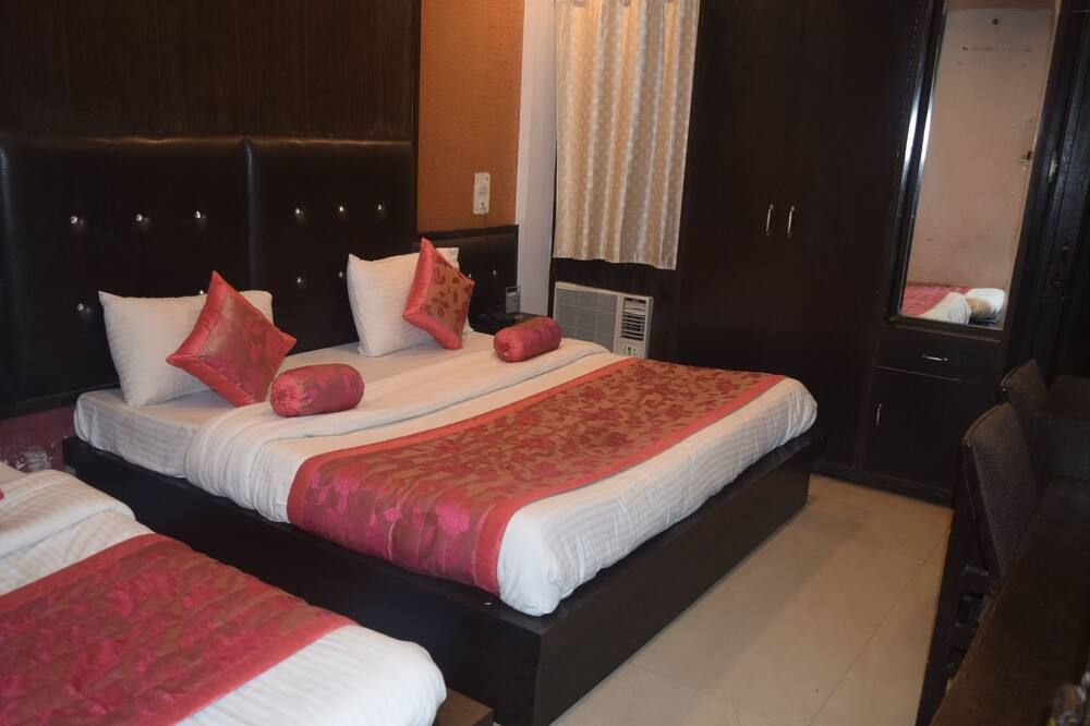 Hotel Trishul Haridwar - הארידוואר - חדר שינה
