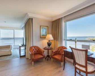 فندق كالا دي فولبي البوتيكي - مونتفيديو (اوروغواي) - غرفة معيشة