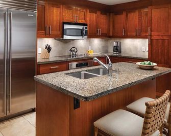 Marriott's Kauai Lagoons 2BR Apartment with Resort Access - Lihue - Kitchen