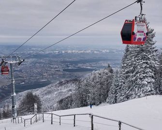 Pohorje Village Wellbeing Resort - Forest Hotel Videc - Maribor