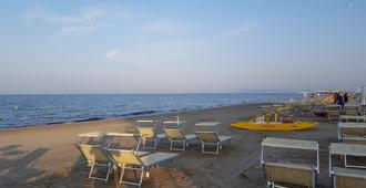 Hotel Le Vele - Riccione - Spiaggia