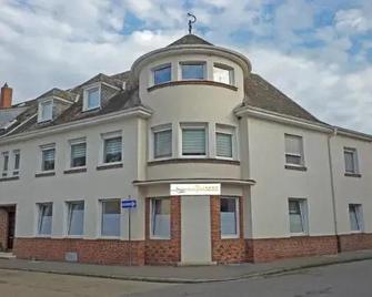 Ferienwohnung Rheingold - Andernach - Budynek