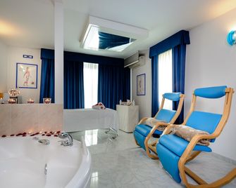 Hotel Centrale - Latisana - Spa