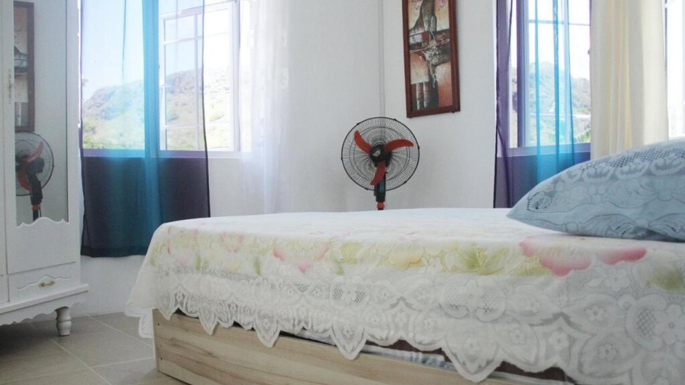La Villa Allamanda