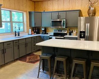 Drake Ln Hunting Club - Stuttgart - Cuisine