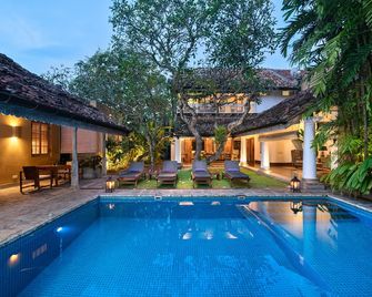Taru Villas Rampart Street - Galle Fort - גאלה - בריכה