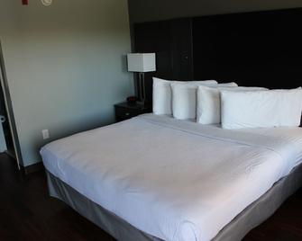 Riverfront Inn - Conway - Schlafzimmer