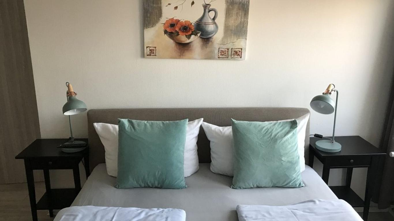 هوتل كرون - ويسير بيرل