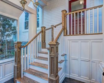 The Kinley House - Lunenburg - Stairs