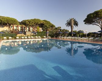 Hotel Desiree - Marciana - Bazén