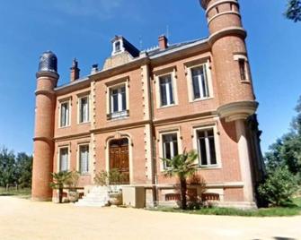 Magnifique Manoir Idéal Pour les Événements D'entreprise et les Mariages - La Ville-Dieu-du-Temple - Edificio