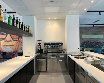 Hotel Mosaico - מאטרה - מטבח