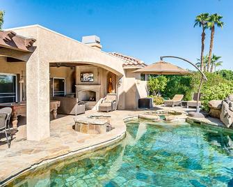 Evening Star Charms - Indian Wells - Alberca