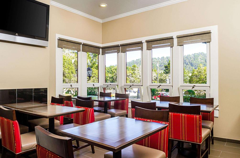 Comfort Inn Monterey Peninsula Airport 81 1 9 6 Monterey