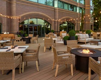 Hilton Atlanta Northeast - נורקרוס - מסעדה