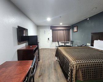 Express Inn Hobby Airport - Houston - Bedroom