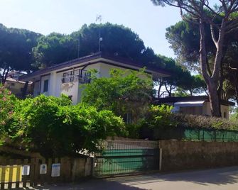 Sabrina - Rosolina - Buiten zicht