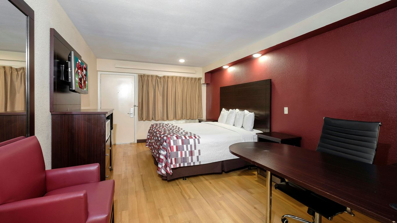 Red Roof Inn Tallahassee - University