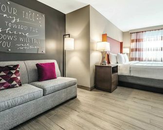 La Quinta Inn & Suites by Wyndham Seattle Federal Way - Federal Way