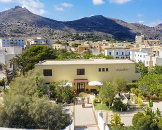 Favignana Hotel Concept Holiday - Favignana