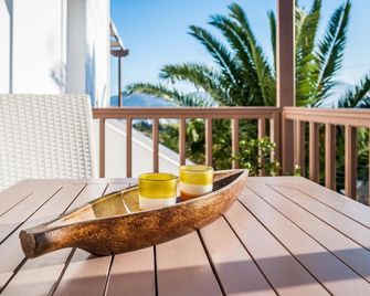 Oceanis Rooms - Adamantas - Balcony