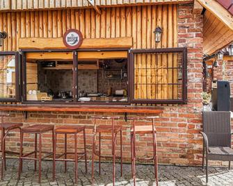 1 Bedroom Beautiful Home In Gubin - Gubin - Bar
